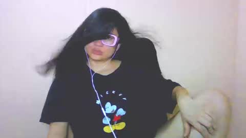 Snapshot of laurengirls1 chatting on March 16, 2026, 5:50 pm onlyfan laureng7 - 7 laureng2 online show from March 16, 2026, 5:50 pm