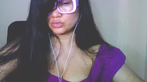 Snapshot of laurengirls1 chatting on March 24, 2026, 4:01 pm onlyfan laureng7 - 7 laureng2 online show from March 24, 2026, 4:01 pm