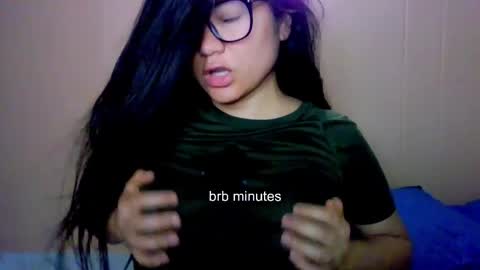 Snapshot of laurengirls1 chatting on April 1, 2026, 2:01 am onlyfan laureng7 - 7 laureng2 online show from April 1, 2026, 2:01 am