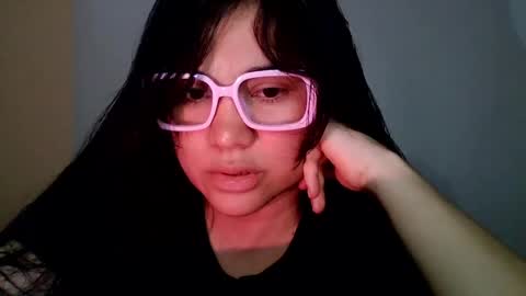 Snapshot of laurengirls1 chatting on April 18, 2026, 10:32 pm onlyfan laureng7 - 7 laureng2 online show from April 18, 2026, 10:32 pm