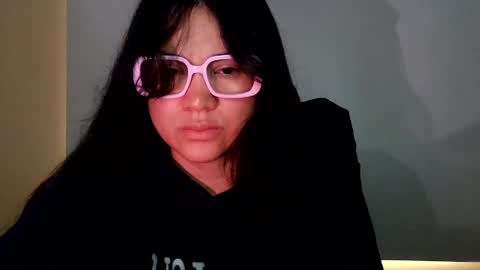 Snapshot of laurengirls1 chatting on April 19, 2026, 12:48 pm onlyfan laureng7 - 7 laureng2 online show from April 19, 2026, 12:48 pm