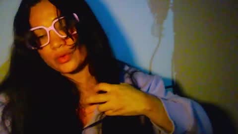 Snapshot of laurengirls1 chatting on April 28, 2026, 2:27 am onlyfan laureng7 - 7 laureng2 online show from April 28, 2026, 2:27 am