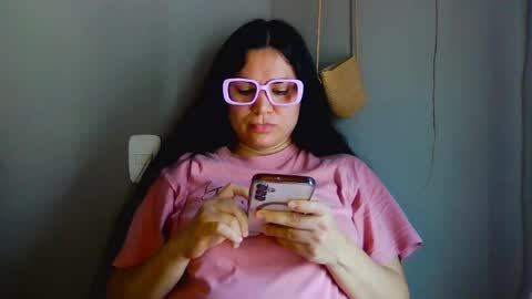 Snapshot of laurengirls1 chatting on April 28, 2026, 2:33 pm onlyfan laureng7 - 7 laureng2 online show from April 28, 2026, 2:33 pm
