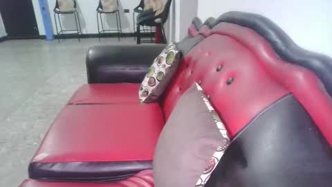 laurenhot94 online show from November 1, 2025, 1:07 am