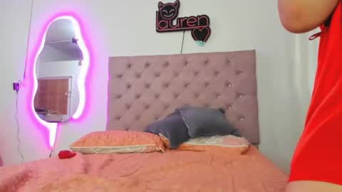 laurenlaine online show from March 2, 2025, 3:59 pm