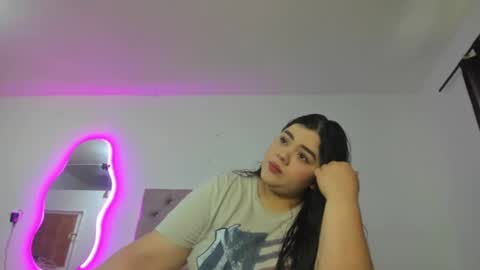 laurenlaine online show from March 10, 2025, 12:26 pm