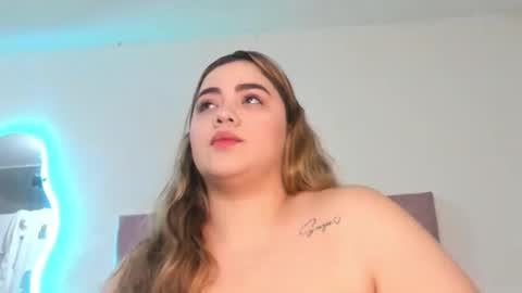 laurenlaine online show from October 17, 2025, 12:08 pm