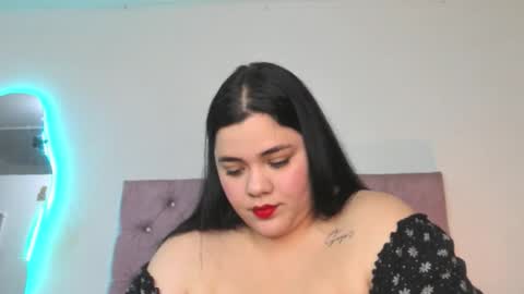Snapshot of laurenlaine99 chatting on April 19, 2026, 2:22 am laurenlaine online show from April 19, 2026, 2:22 am