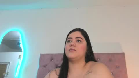 Snapshot of laurenlaine99 chatting on May 11, 2026, 2:23 pm laurenlaine online show from May 11, 2026, 2:23 pm