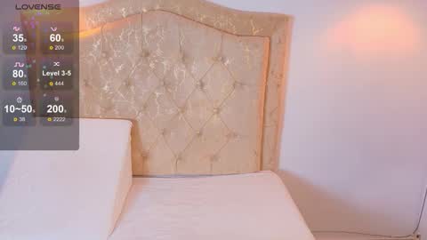 Snapshot of laurenn_smitth chatting on November 24, 2025, 12:49 pm laurenn_smitth online show from November 24, 2025, 12:49 pm