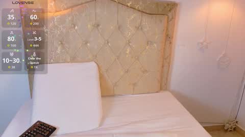 Snapshot of laurenn_smitth chatting on January 9, 2026, 12:52 pm laurenn_smitth online show from January 9, 2026, 12:52 pm