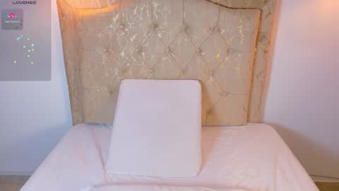 Snapshot of laurenn_smitth chatting on March 12, 2026, 1:39 pm laurenn_smitth online show from March 12, 2026, 1:39 pm