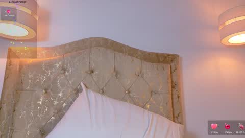 Snapshot of laurenn_smitth chatting on March 13, 2026, 5:19 pm laurenn_smitth online show from March 13, 2026, 5:19 pm