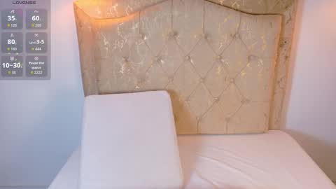 Snapshot of laurenn_smitth chatting on March 29, 2026, 12:49 pm laurenn_smitth online show from March 29, 2026, 12:49 pm