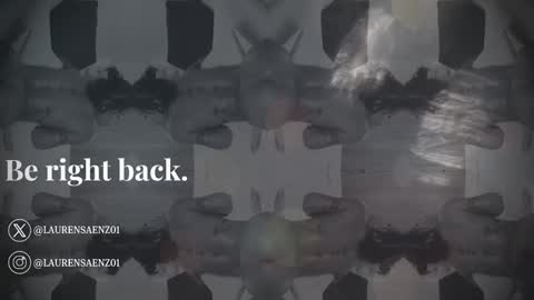 Lauren Saenz online show from February 1, 2025, 11:06 pm