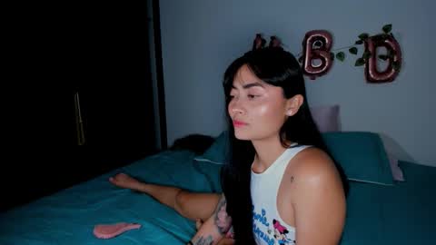 Lucie  online show from December 21, 2025, 9:11 pm