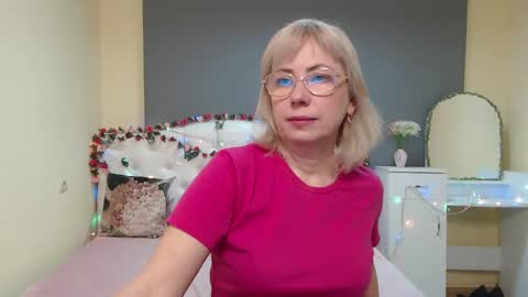 Lauren online show from March 22, 2026, 12:19 pm