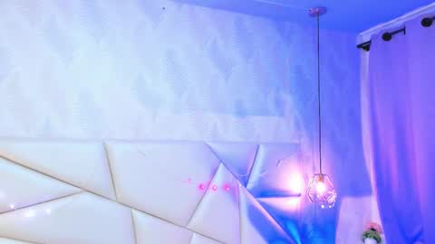 Laurent online show from January 9, 2026, 11:02 am