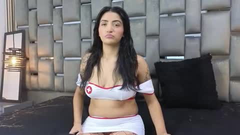 Snapshot of lauri_thx chatting on December 19, 2025, 1:40 pm lauri_thx online show from December 19, 2025, 1:40 pm