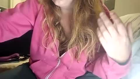 lauriehotxxx online show from January 6, 2025, 7:56 pm