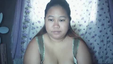 lavalyn214 online show from January 14, 2026, 12:27 am