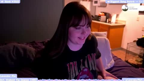 LavenderMei online show from October 27, 2025, 12:15 am