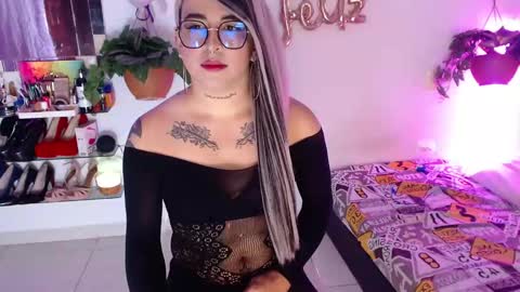 Cristina online show from November 14, 2025, 11:13 pm