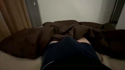 laveudos online show from November 3, 2025, 12:24 am