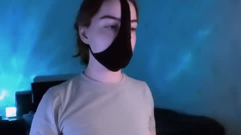 Lavinda online show from January 11, 2026, 7:13 am