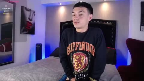 Mike online show from September 19, 2025, 2:07 pm