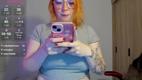 laylaah online show from December 4, 2025, 4:55 am