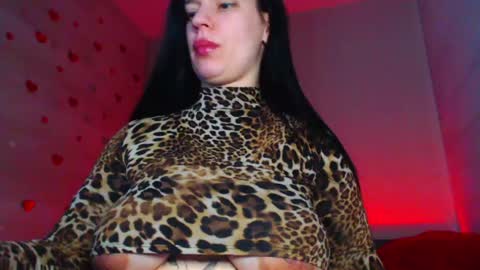 Snapshot of laya_moon chatting on March 1, 2026, 1:35 pm LayaMoon online show from March 1, 2026, 1:35 pm