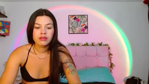 Lia and Rachel online show from October 5, 2025, 2:10 am