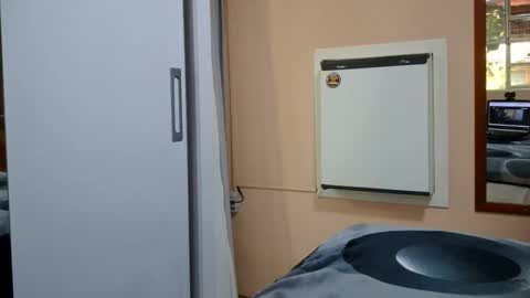 Snapshot of laylabrasil chatting on March 1, 2026, 8:00 pm kelly online show from March 1, 2026, 8:00 pm