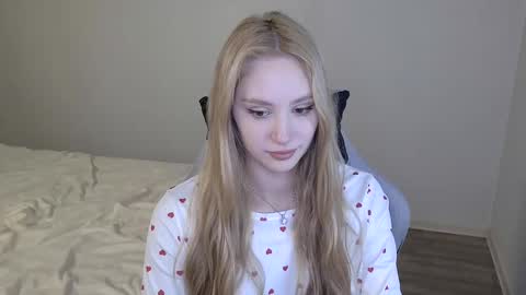 LaylaPretty001 online show from February 3, 2026, 6:40 am