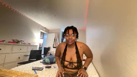 Snapshot of laylarose6 chatting on February 5, 2026, 5:56 am Layla Ros online show from February 5, 2026, 5:56 am