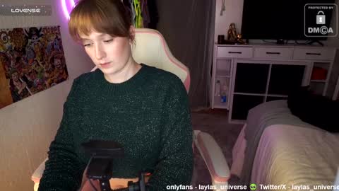 Snapshot of laylas_universe chatting on December 29, 2024, 4:16 am Layla Universe online show from December 29, 2024, 4:16 am