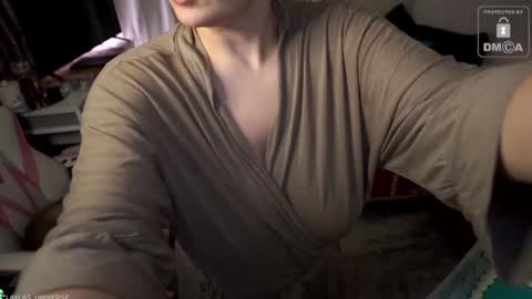 Snapshot of laylas_universe chatting on January 31, 2025, 3:41 am Layla Universe online show from January 31, 2025, 3:41 am