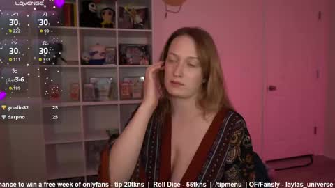 Layla Universe online show from March 25, 2026, 1:44 am