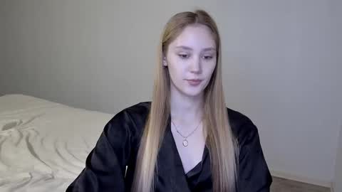 Snapshot of laylla001 chatting on January 7, 2025, 5:43 am Laylla001 online show from January 7, 2025, 5:43 am