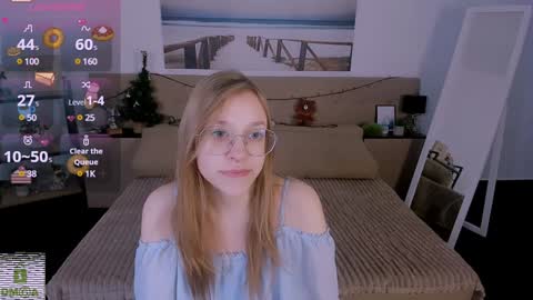 layriantavee online show from January 3, 2025, 7:16 am