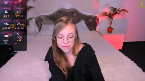 layriantavee online show from January 15, 2025, 10:17 am