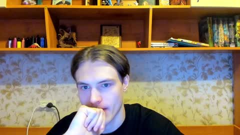 Snapshot of lazaret1k chatting on January 11, 2025, 8:43 pm Vladi online show from January 11, 2025, 8:43 pm