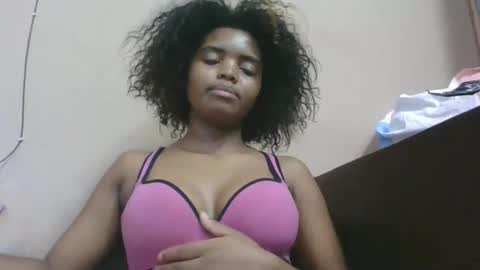 lea96546 online show from March 29, 2026, 5:40 am