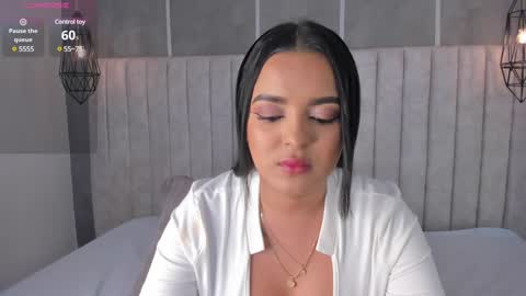 Snapshot of lea_gray chatting on January 21, 2025, 7:06 pm online show from January 21, 2025, 7:06 pm