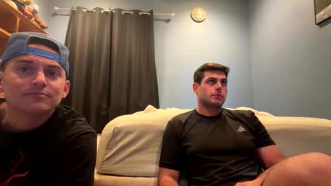 leaderzac online show from April 18, 2026, 5:11 am