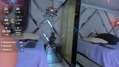 Snapshot of leah_evans3 chatting on December 31, 2024, 12:11 am ---Leah-- online show from December 31, 2024, 12:11 am