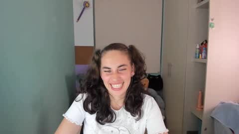 Laura online show from January 21, 2025, 6:00 am