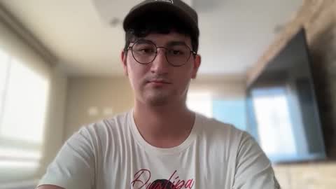 Alex online show from April 19, 2026, 9:50 pm