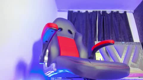 Snapshot of lealfire chatting on October 25, 2025, 10:45 am lealfire online show from October 25, 2025, 10:45 am